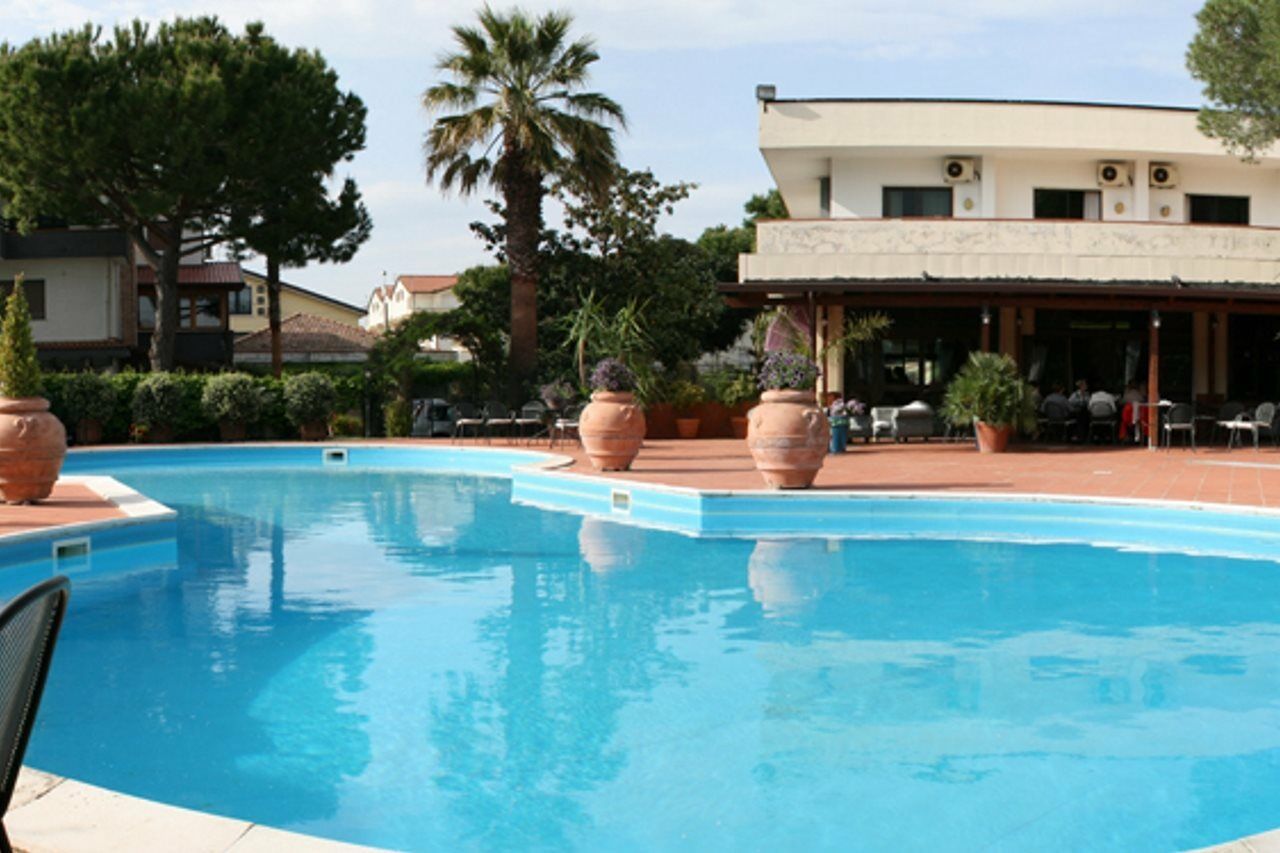 Hotel Delfa Paestum Exterior photo